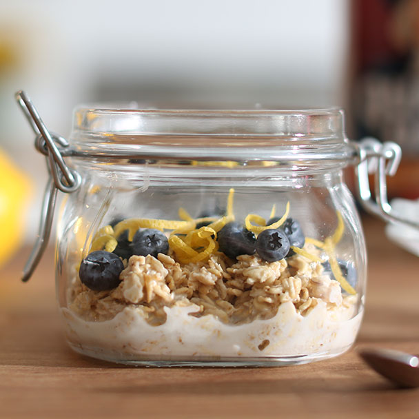 Blueberry Lemon Overnight Oats 